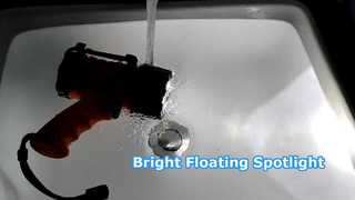 Presentamos un foco marino flotante compacto, recargable, de 1000 lúmenes, con gancho para colgar